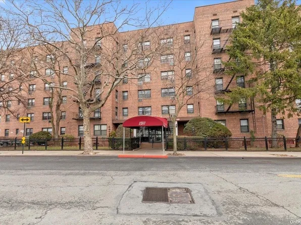 131-11 Kew Gardens Road #2L, Kew Gardens, NY 11418
