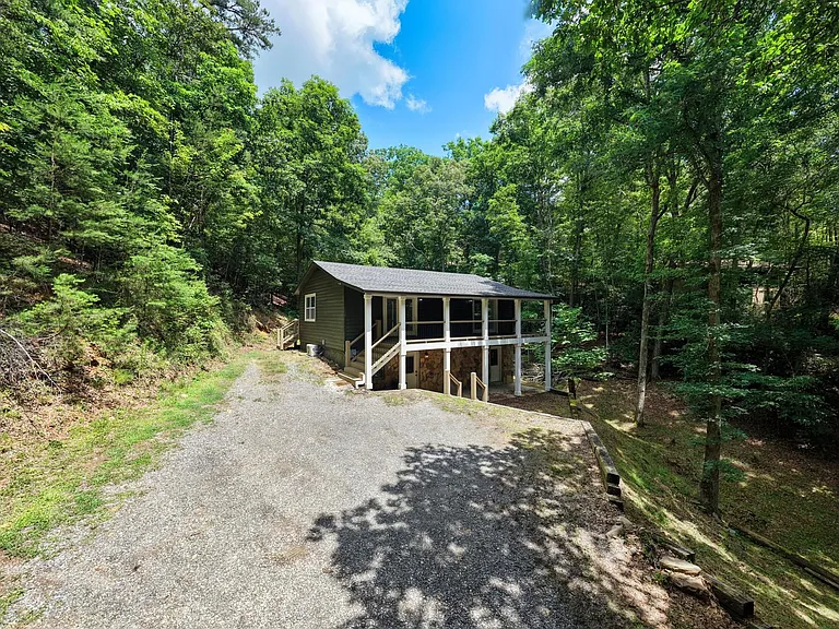 45 Mountain Stream Rd — Photo 8