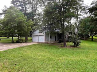 917 Woodcrest Rd, Camden, AR 71701