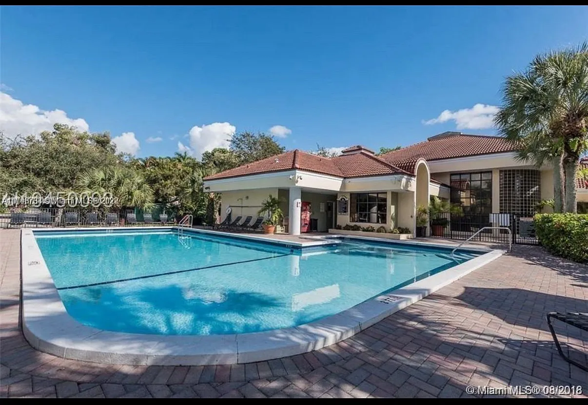 1 bed, 750 sqft, $1,700 — Photo 1