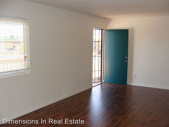 4th image of 1310 Oakdale Ave APT K