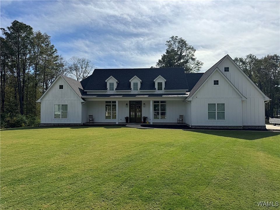1st image of 15415 Reserve Cir