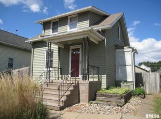 427 23rd Ave, Moline, IL 61265