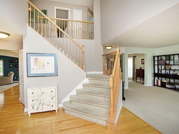 5th image of 286 Briargate Dr