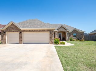 4811 Saddleback Ln, Wichita Falls, TX 76308