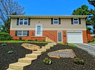 5 Briarcliff Rd, Elizabethtown, PA 17022