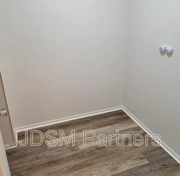 5605 W Warren Ave #4 — Photo 4
