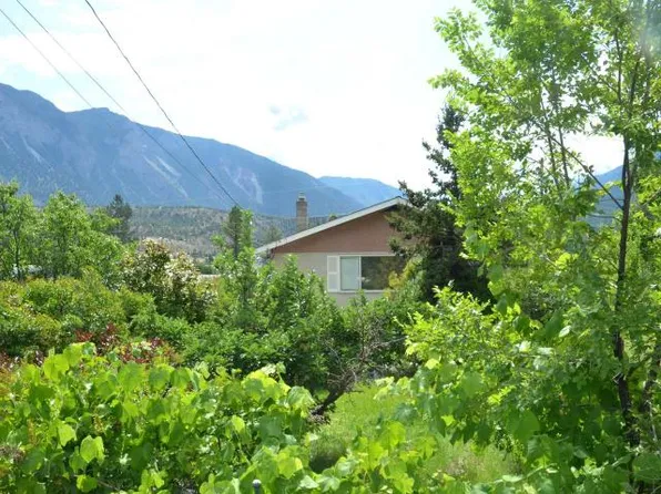 634 Columbia St, Lillooet, BC V0K 1V0