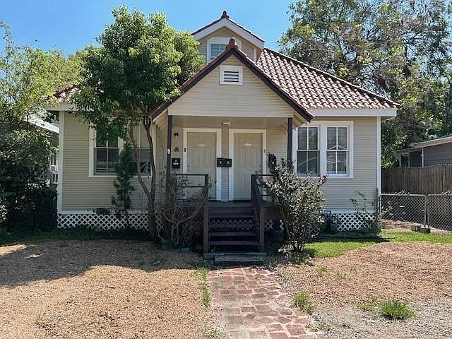 4725 Avenue R 1/2 #1