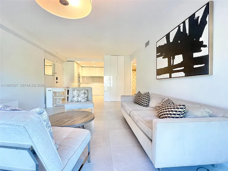7832 Collins Ave #304 — Photo 1