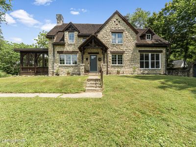 1001 Glenbrook Rd, Anchorage, KY, 40223
