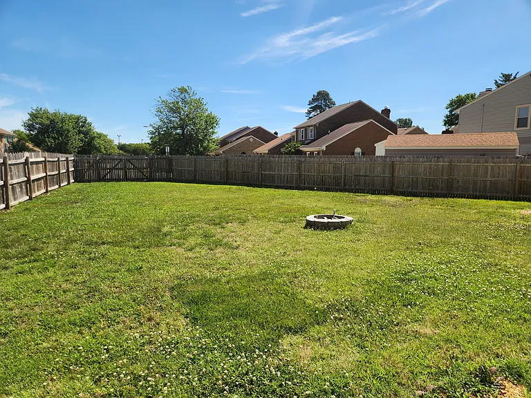 4856 Tunlaw Ct — Photo 9