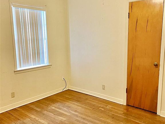 5th image of 5045 Tennyson Dr