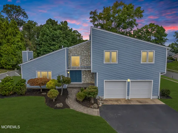 8 High Ridge Road, Ocean Twp, NJ 07712