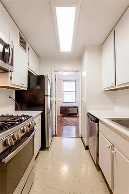 Rented by Mirador Real Estate | media 38