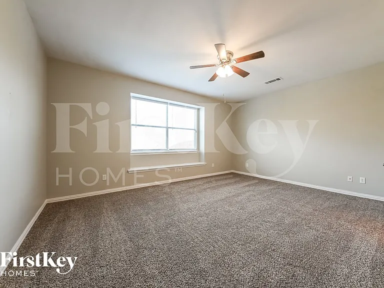 3108 Silver Creek Dr — Photo 9