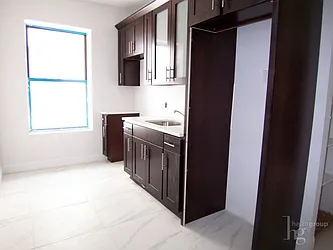 Rented by Hecht Group