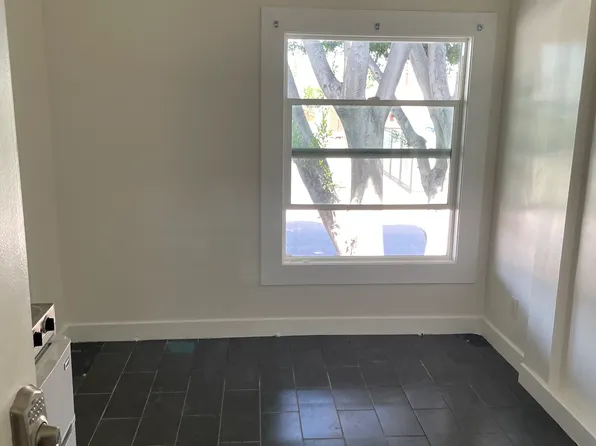 3572 E 8th St, Los Angeles, CA