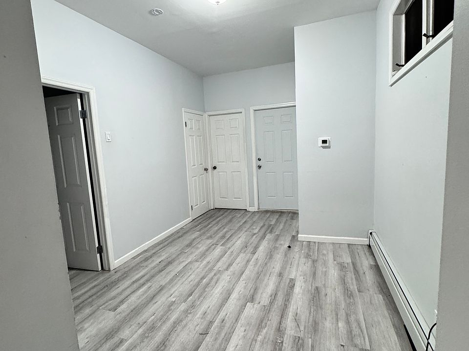 1st image of 8110 91st Ave Floor 1
