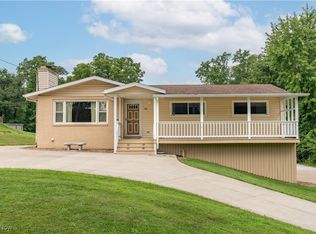 1766 Far View Rd, Akron, OH 44312