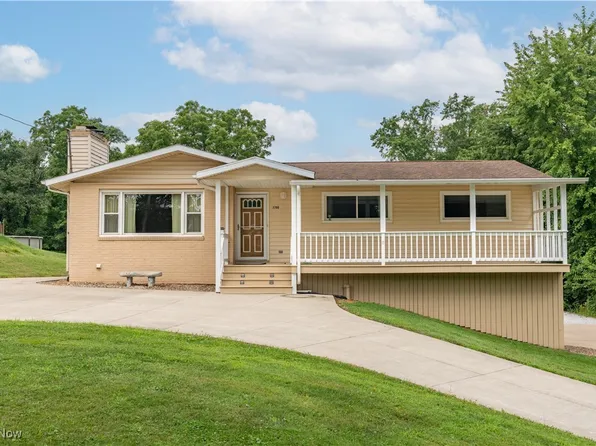 1766 Far View Rd, Akron, OH 44312