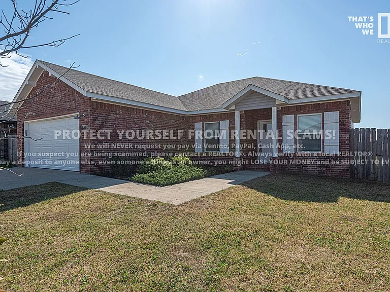 211 Grove Ln — Photo 17