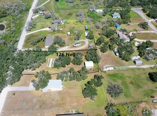 126 Nell Ave, Rockport, TX 78382