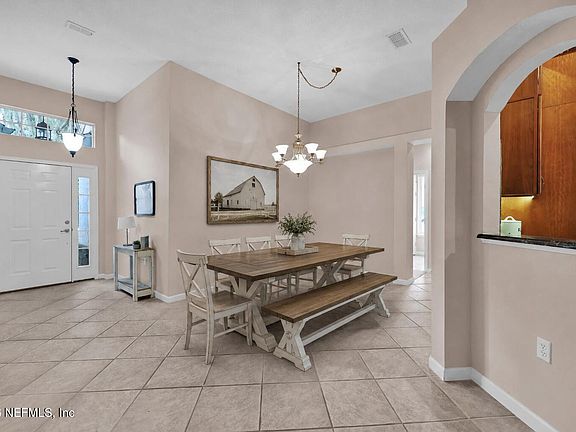 5th image of 8730 GLENBURY Court S