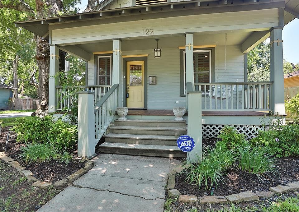 1st image of 122 Northwood St