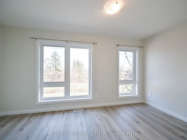 720 Grey St #58 — Photo 23