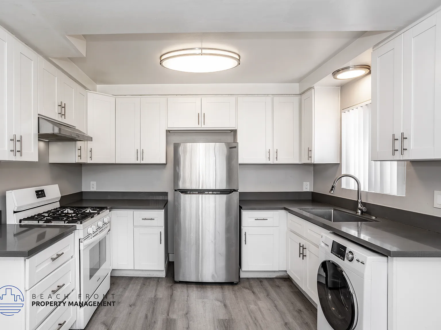 12236 Manor Dr. — Photo 1