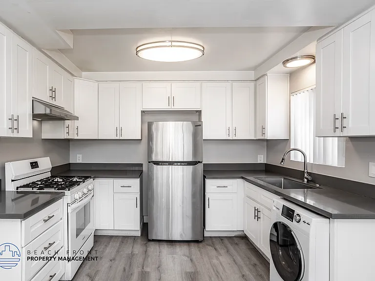 12236 Manor Dr. — Photo 1