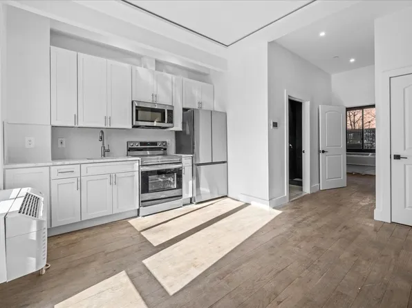 81 Suydam Street image 1 of 14