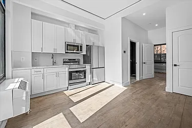 81 Suydam Street MULTI image 1 of 18