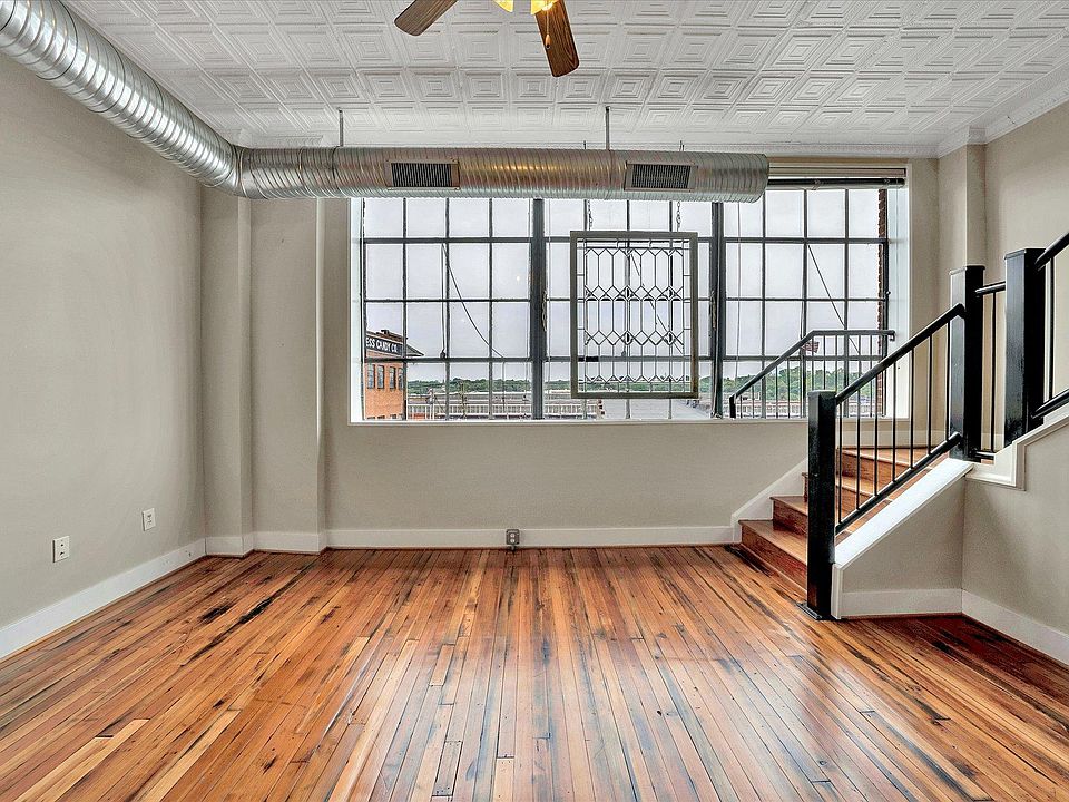 1st image of 319 Campbell Ave