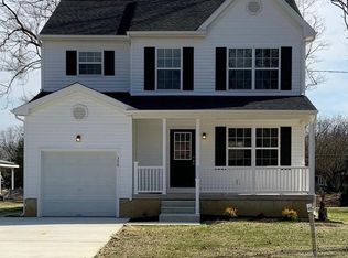 122 Earl Ave, Glassboro, NJ 08028