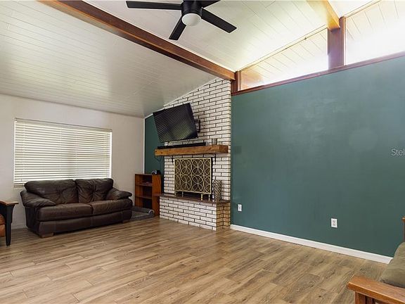 3rd image of 1013 Susan Dr