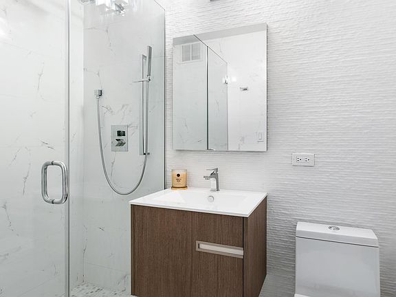 5th image of 444 E 75th St APT 10J