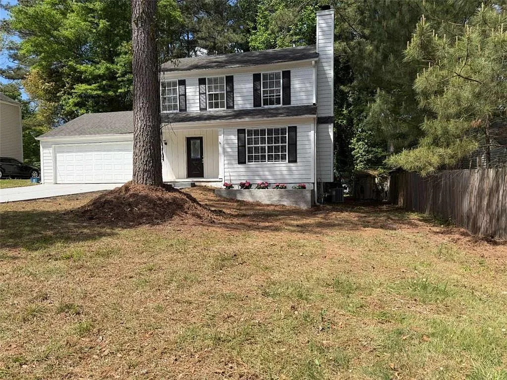 3 bed, 2.5 bath, 1660 sqft, $2,495 — Photo 2