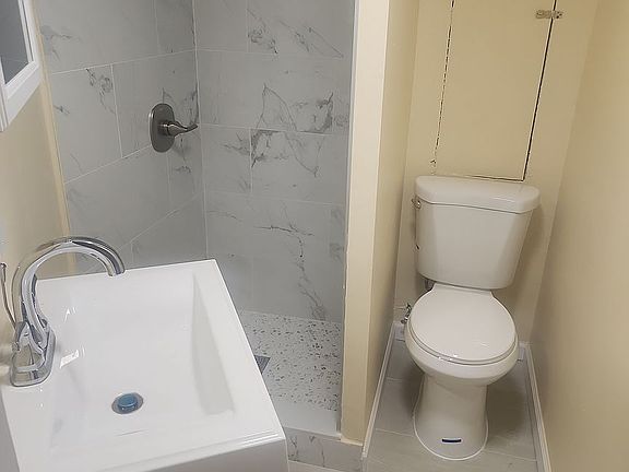 4th image of 151-10 80th St #3