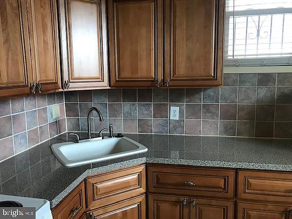4th image of 1436 South St #F