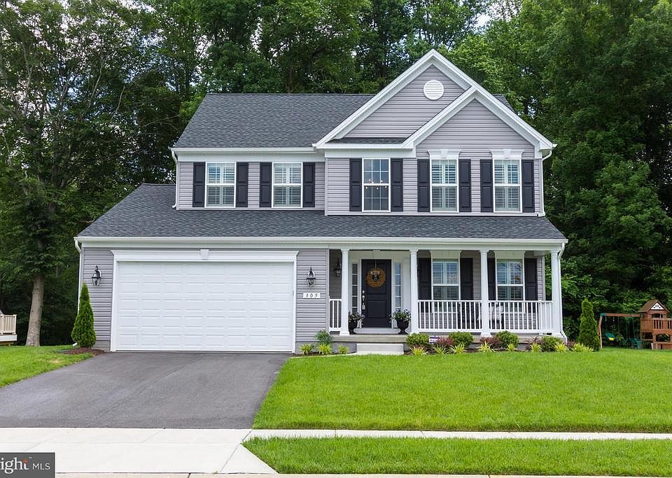 1st image of 305 N Brook Dr