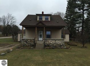 626 S Lake St, East Jordan, MI 49727