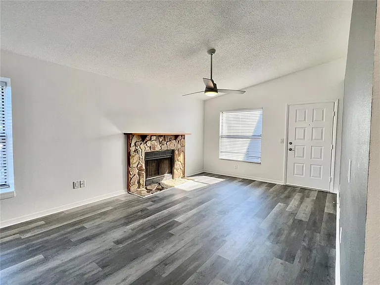 4025 Angel Oak Ct #203 — Photo 9