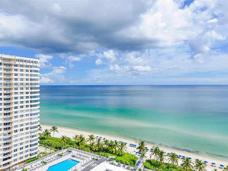 1980 S Ocean Dr #18D