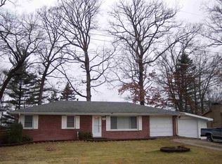 3741 N Maple Dr, Warsaw, IN 46582