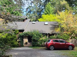 19206 Beall Rd SW, Vashon, WA 98070