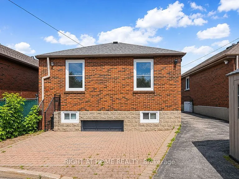 1788 Keele St — Photo 17