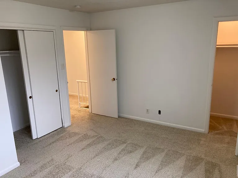 8116 Cheswick Dr — Photo 14
