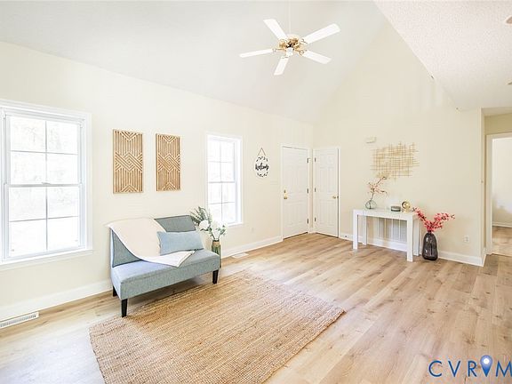 5th image of 9003 Chester Forest Ct